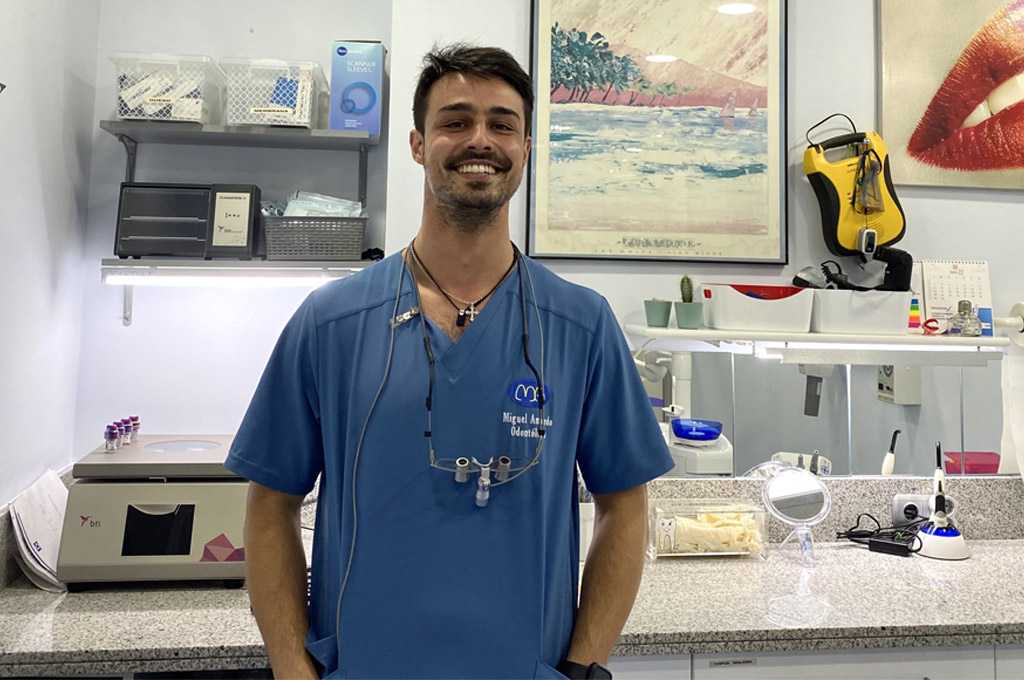 Miguel Amoedo - Dentista Clínica Dental en Oviedo