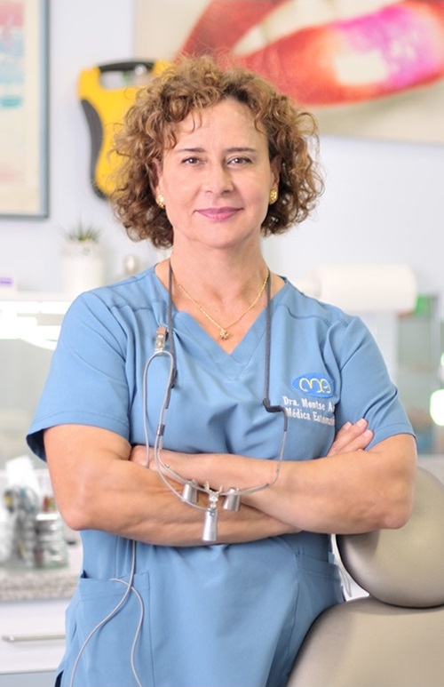 Dra. Montse Amoedo, dentista de la clínica dental Amoedo en Oviedo, Asturias.